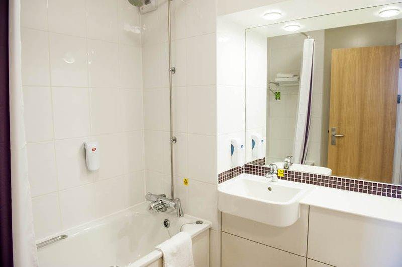 Premier Inn Premier Inn Sandhurst Sandhurst  Ngoại thất bức ảnh